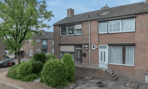 Huis | 124m² | €1495,-