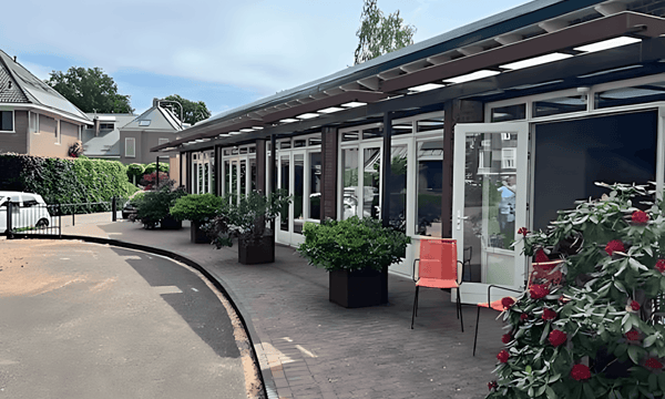 Huis | m² | €8888,-