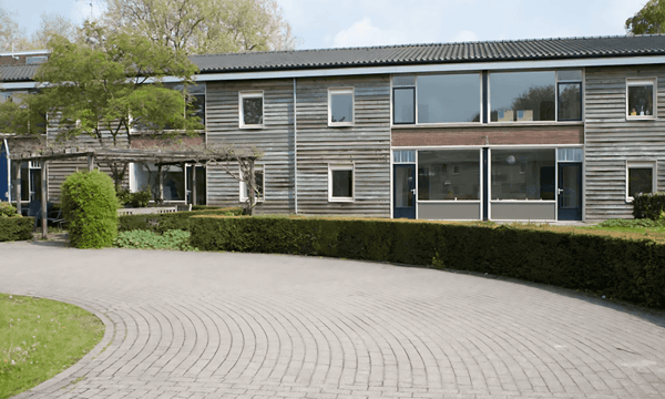 Kamer | 124m² | €760,-
