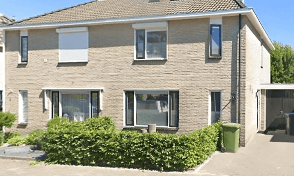 Kamer | 10m² | €325,-