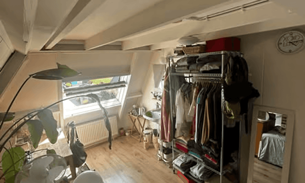 Kamer | 14m² | €438,-