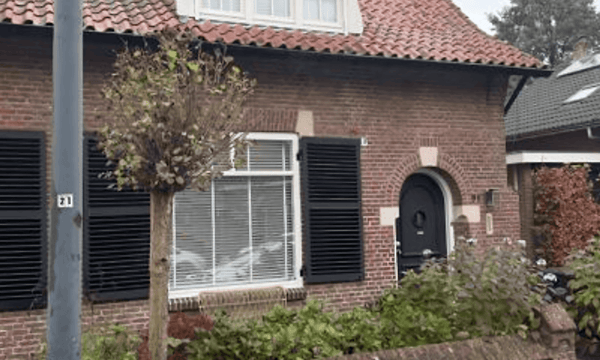 Kamer | 151m² | €2100,-