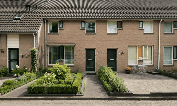 Studio | 99m² | €1500,-