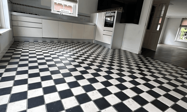 Kamer | 39m² | €1625,-