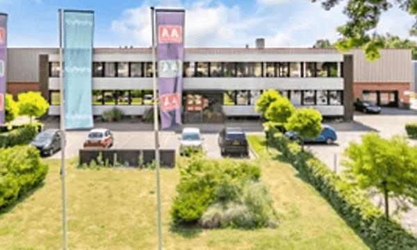 Opslagruimte | 340m² | €299,-