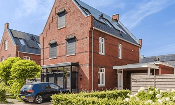 Kamer | 205m² | €3950,-