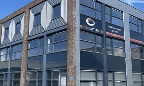 Kantoor | 392m² | €4650,-