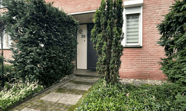 Huis | 123m² | €1950,-