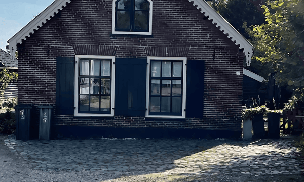 Huis | 114m² | €2700,-