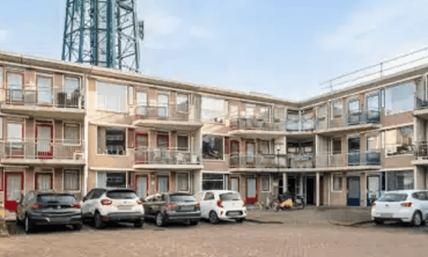 Kamer | 68m² | €1075,-