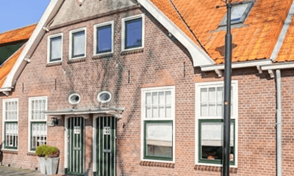 Kamer | 67m² | €1228,-