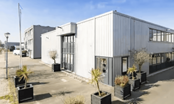 Opslagruimte | 296m² | €299,-