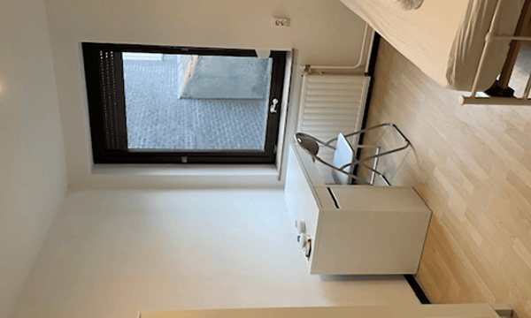 Kamer | 12m² | €600,-