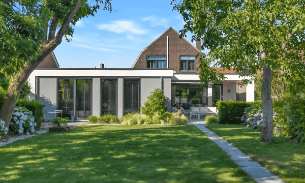 Huis | 222m² | €3250,-