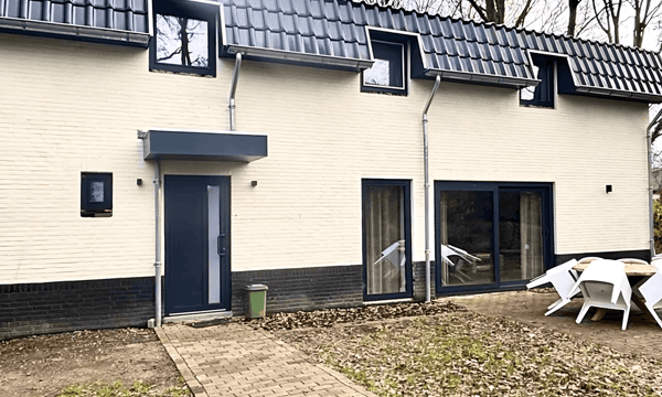 Kamer | 98m² | €2250,-