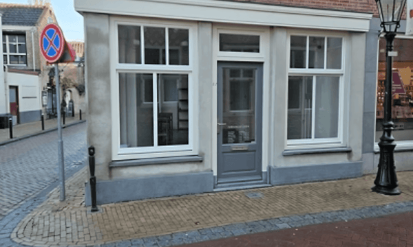 Huis | m² | €850,-