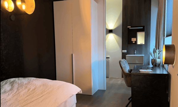 Kamer | 16m² | €925,-