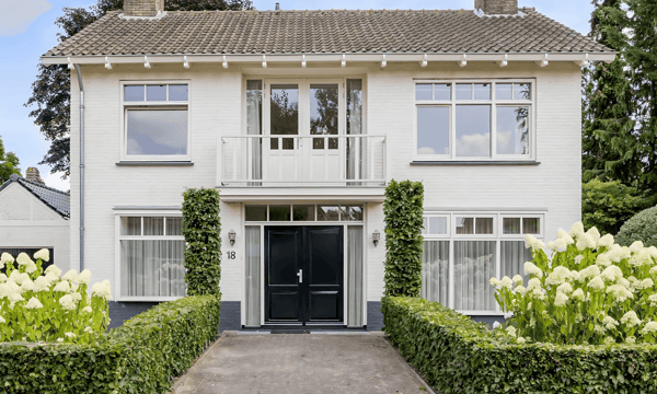 Huis | 240m² | €2650,-