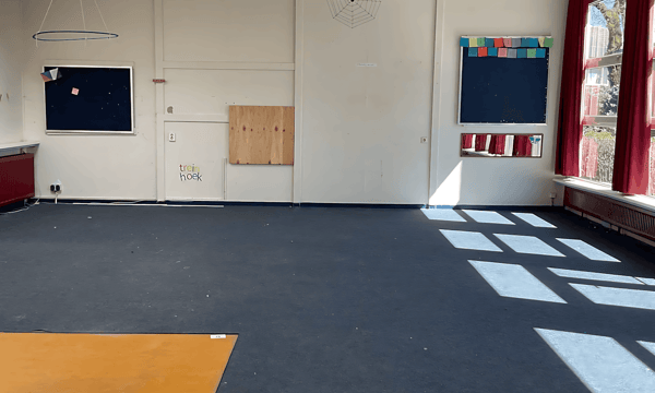 Bedrijfsruimte | 50m² | €255,-