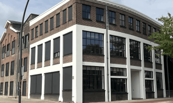Kamer | 140m² | €2000,-
