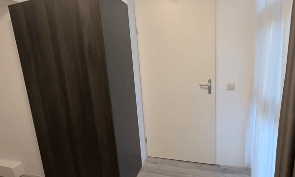 Kamer | 8m² | €650,-