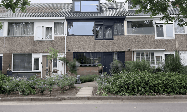 Huis | 129m² | €2200,-