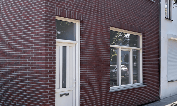 Huis | m² | €1100,-