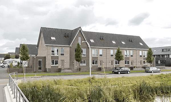 Huis | 130m² | €1671,-