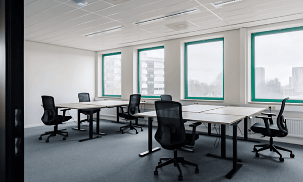 Anti-kraak | 500m² | €500,-