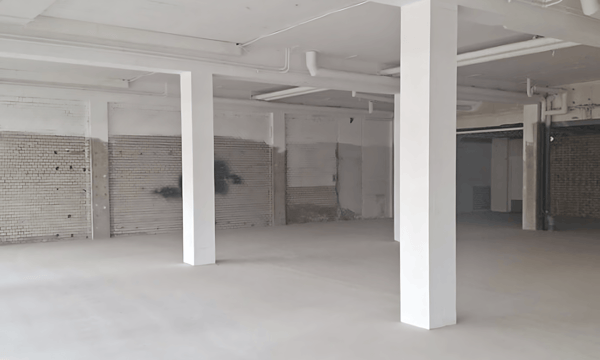 Anti-kraak | 350m² | €350,-