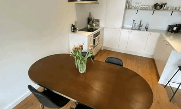 Studio | m² | €800,-