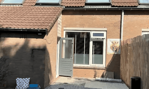 Kamer | 85m² | €935,-