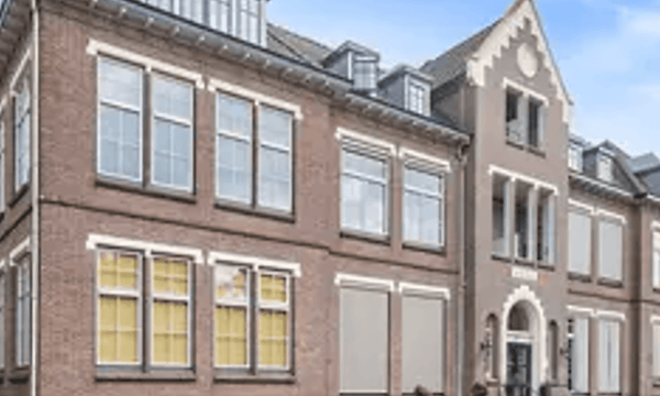 Huis | m² | €1500,-