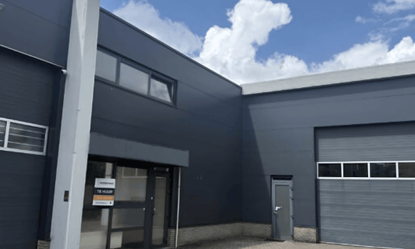 Bedrijfsruimte | 458m² | €3500,-