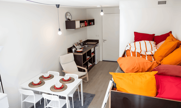 Kamer | 22m² | €385,-