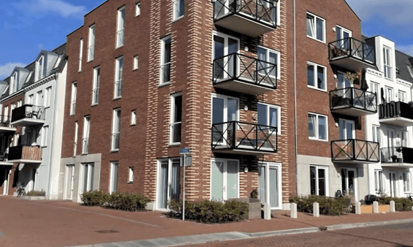 Kamer | 50m² | €1325,-
