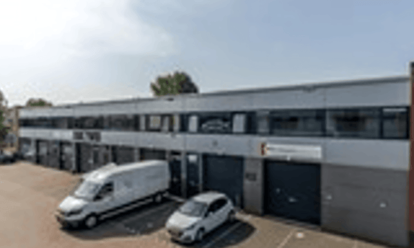 Bedrijfsruimte | 100m² | €1475,-