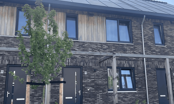 Huis | 126m² | €1445,-