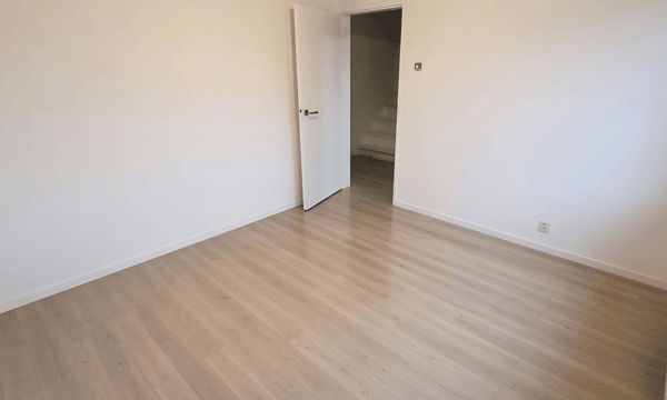 Kamer | 12m² | €750,-