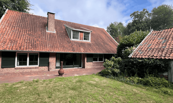Kamer | 30m² | €230,-