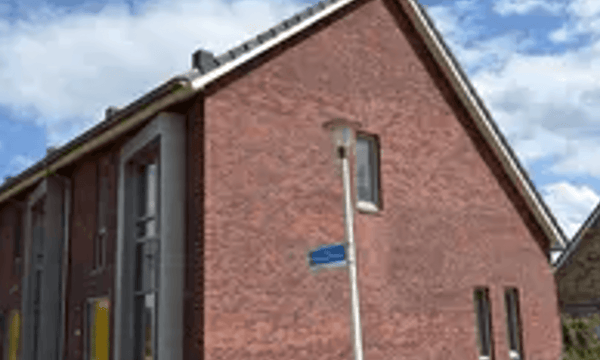 Kamer | m² onbekend | €1700,-