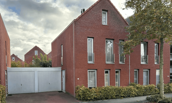 Huis | 145m² | €1550,-