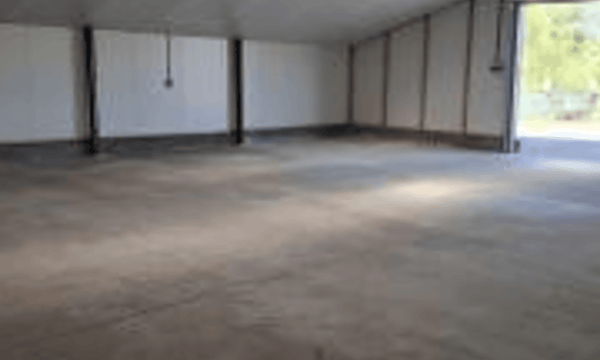 Bedrijfsruimte | 160m² | €935,-