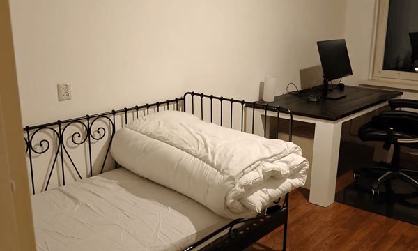 Kamer | 14m² | €875,-