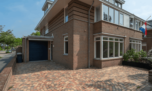 Huis | 200m² | €5150,-