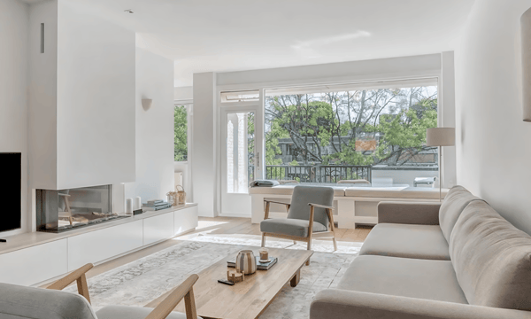 Kamer · 77 m² · €4000,-