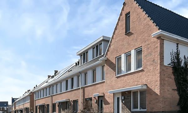 Huis · 119 m² · €1355,-