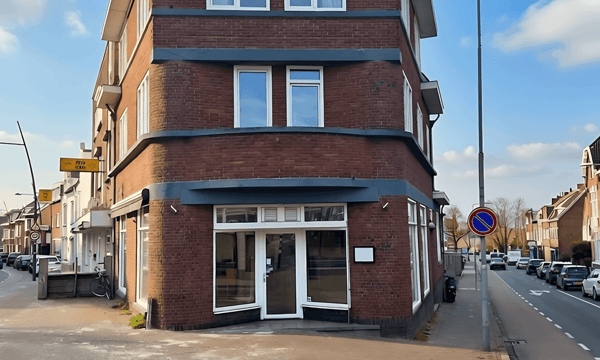 Bedrijfsruimte | m² onbekend | €1000,-