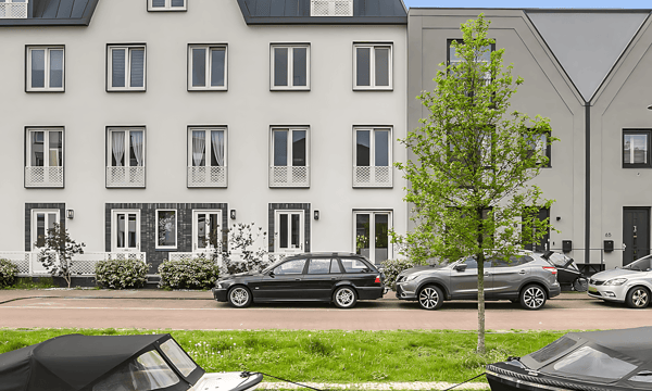 Huis | 198m² | €3495,-