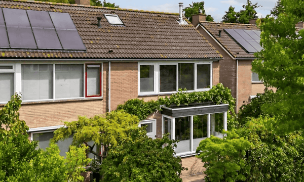 Huis | 122m² | €2250,-